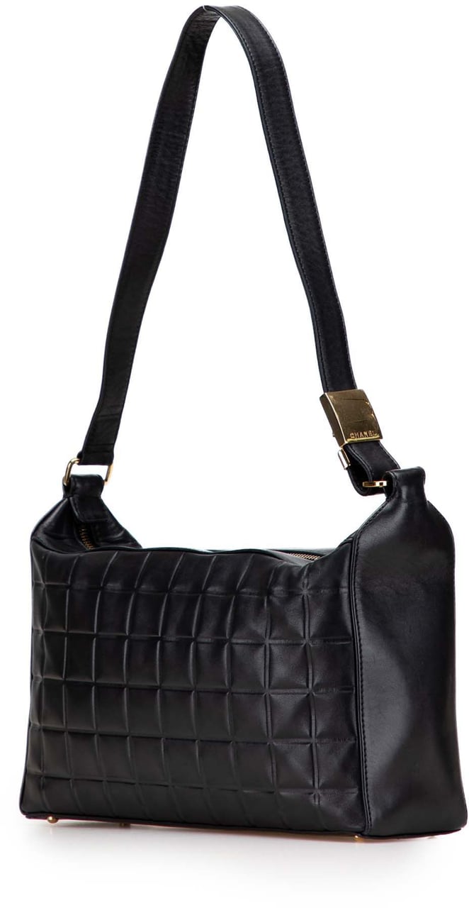 Chanel Medium Lambskin Chocolate Bar Shoulder Bag Zwart