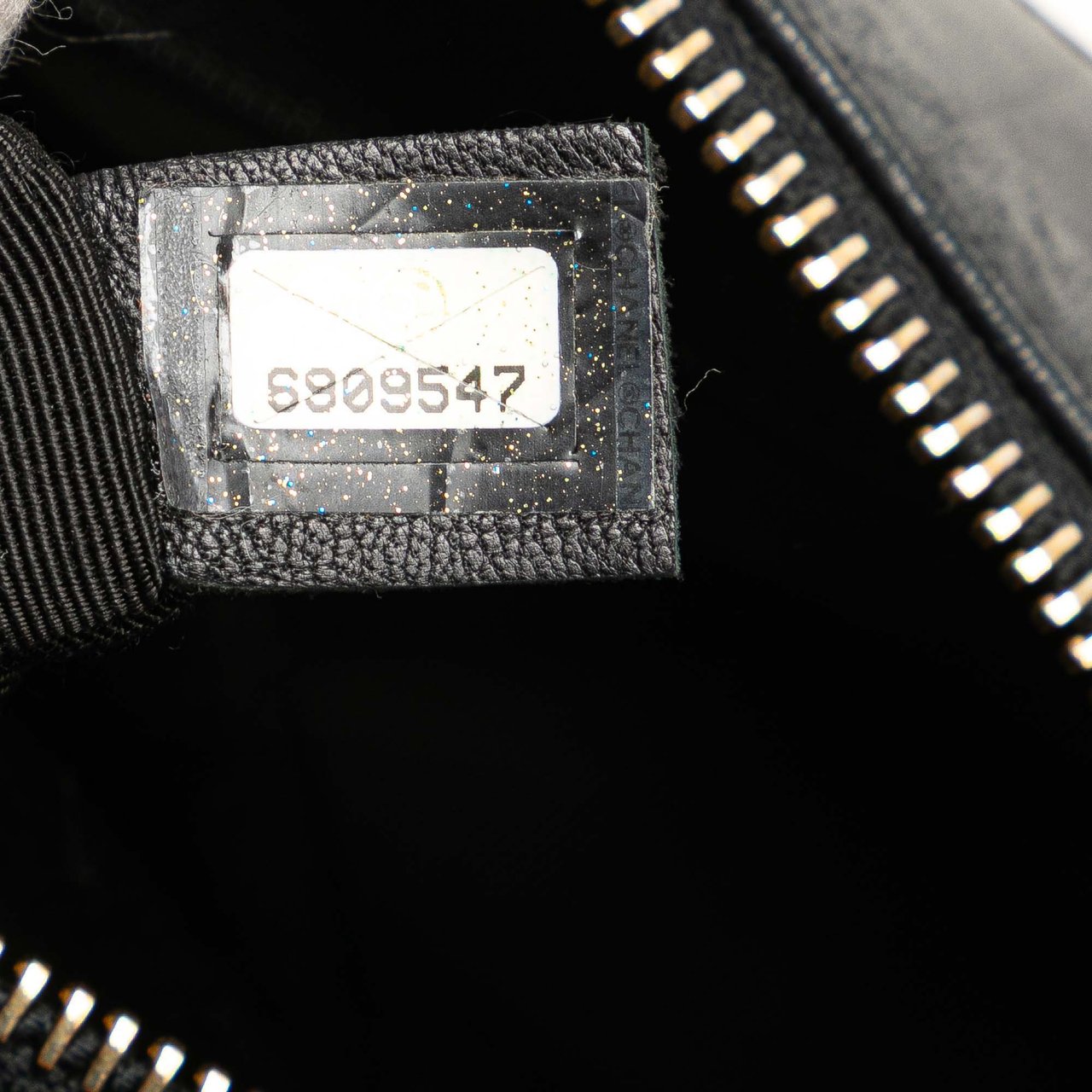 Chanel Medium Lambskin Chocolate Bar Shoulder Bag Zwart