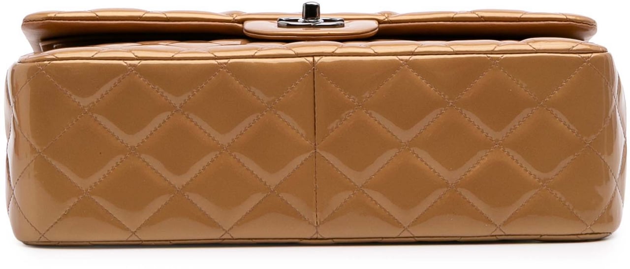 Chanel Jumbo Classic Metallic Patent Double Flap Bruin