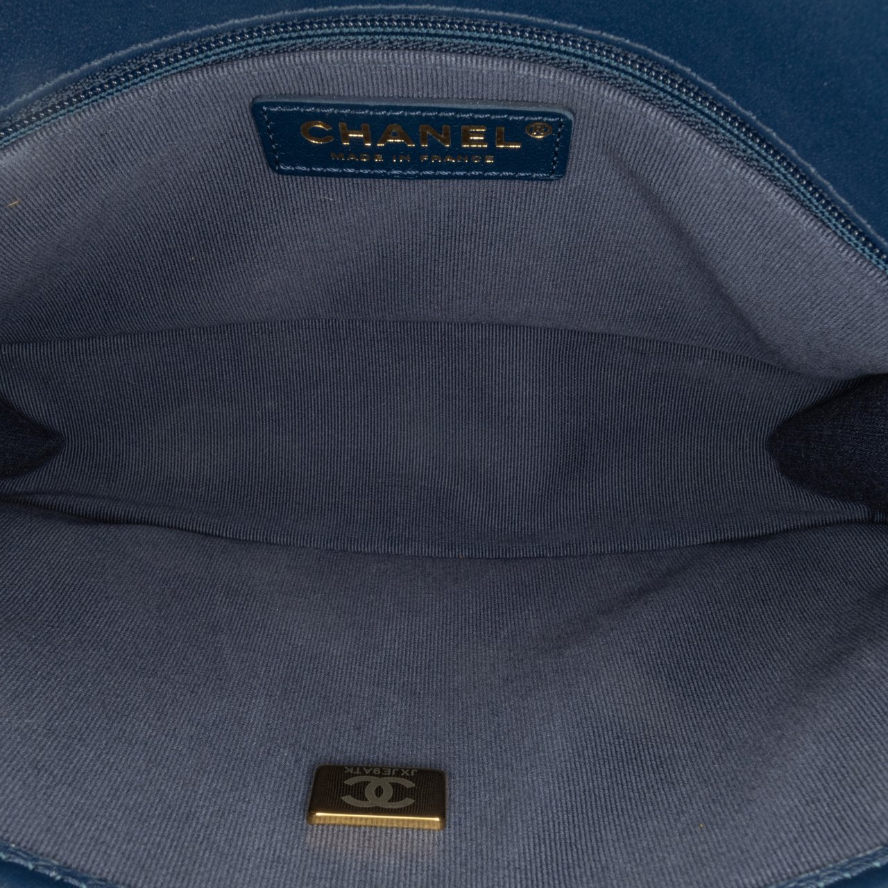 Chanel Small Tweed School Memory Top Handle Flap Blauw