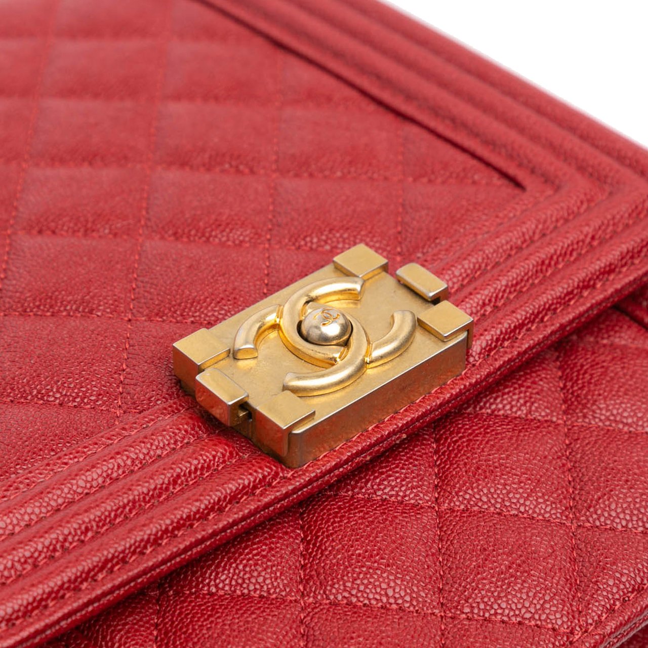 Chanel Quilted Caviar North South Boy Flap Rood