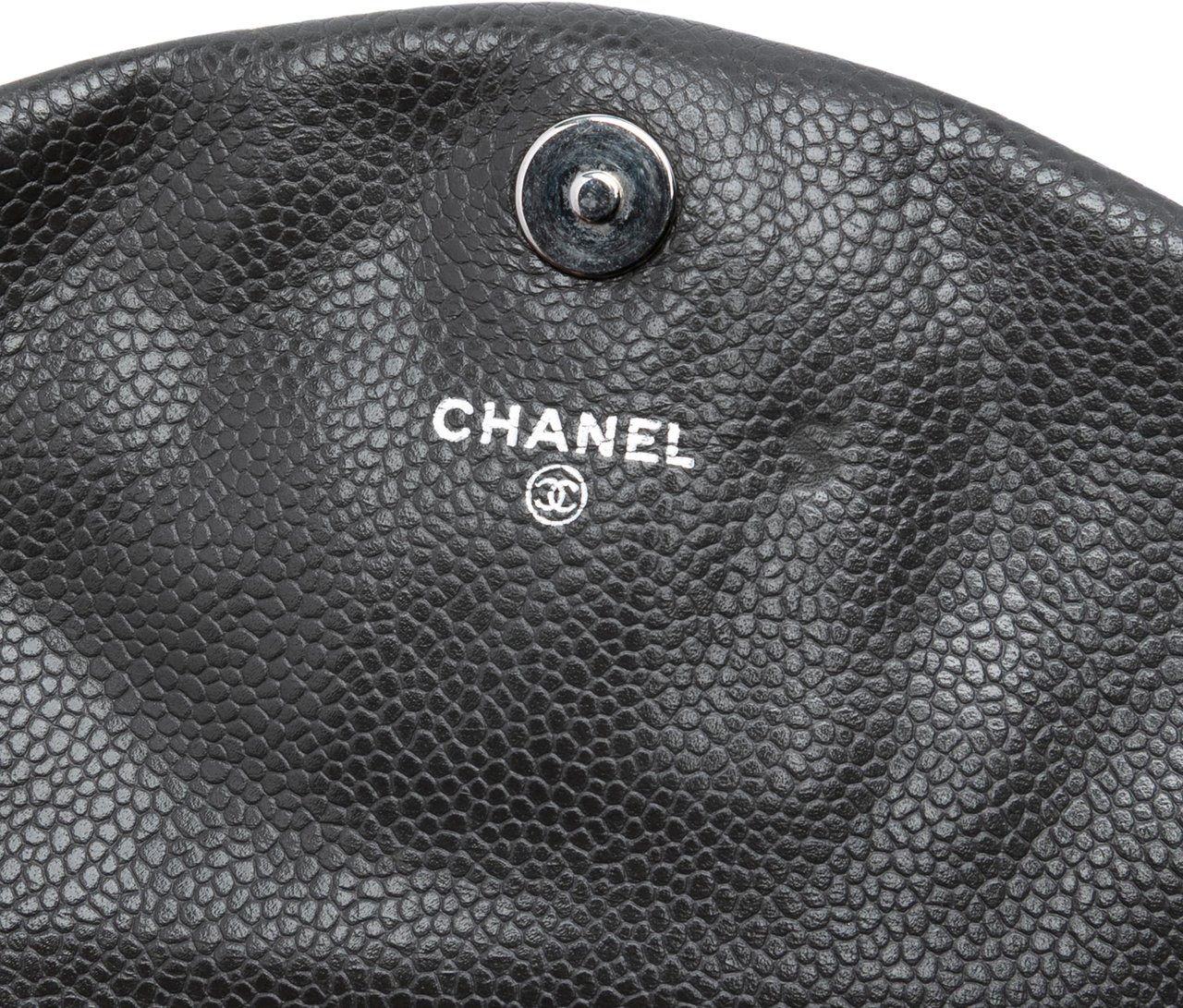 Chanel CC Caviar Half Moon Wallet on Chain Grijs