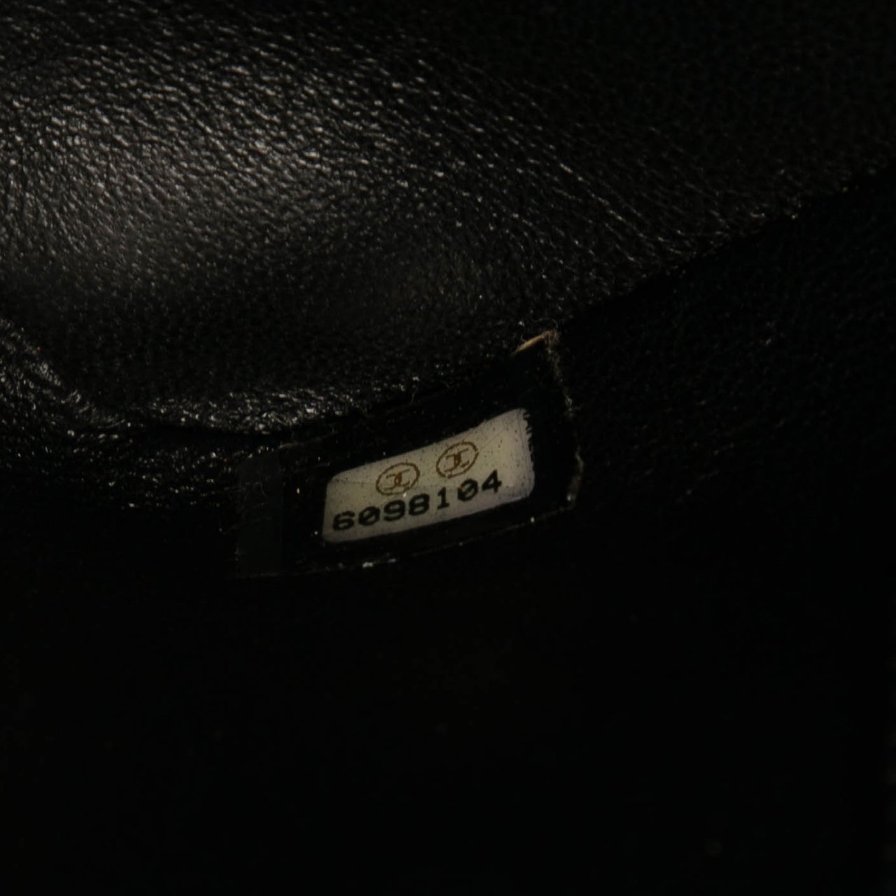 Chanel Caviar Medallion Tote Zwart