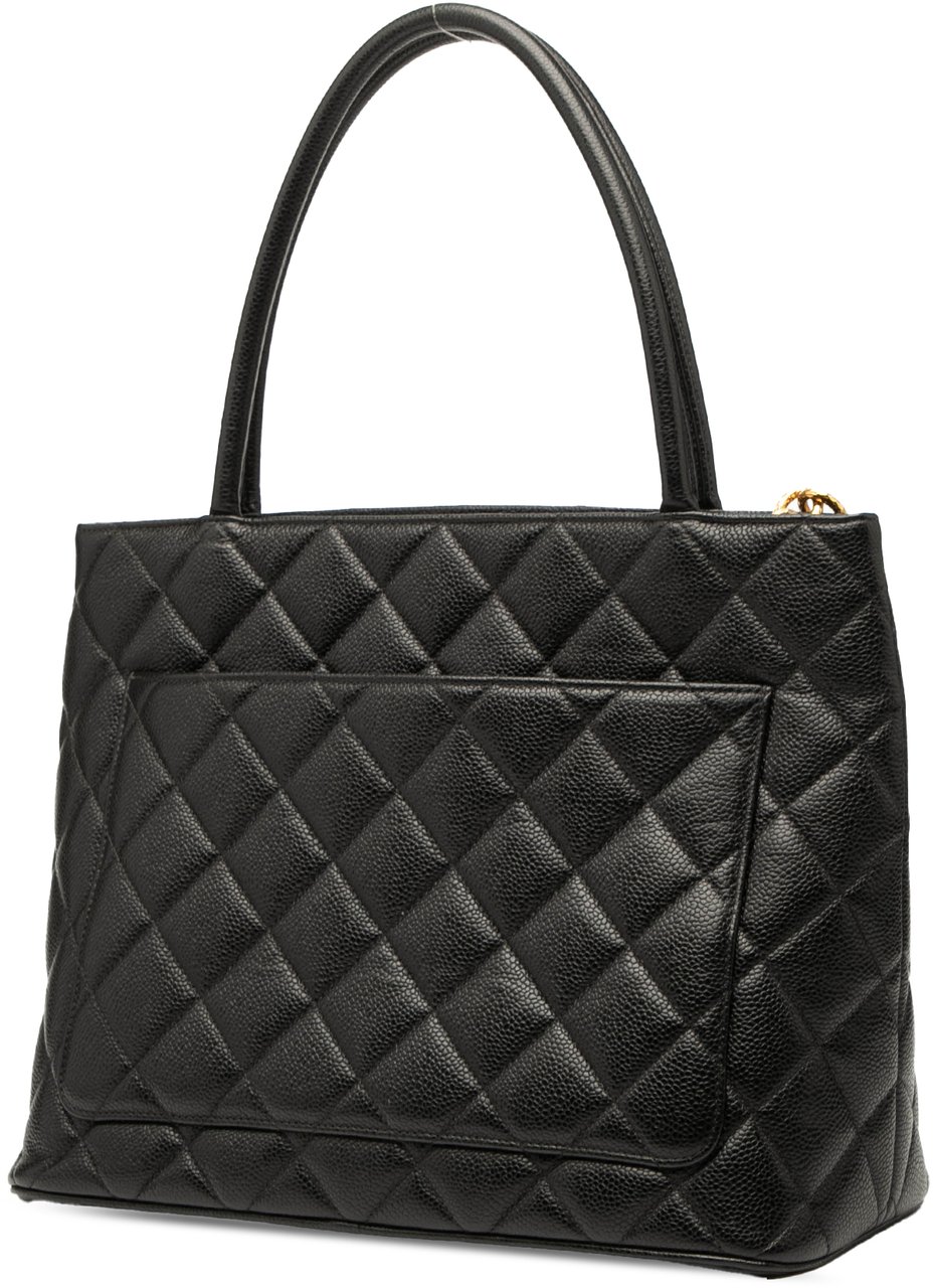Chanel Caviar Medallion Tote Zwart