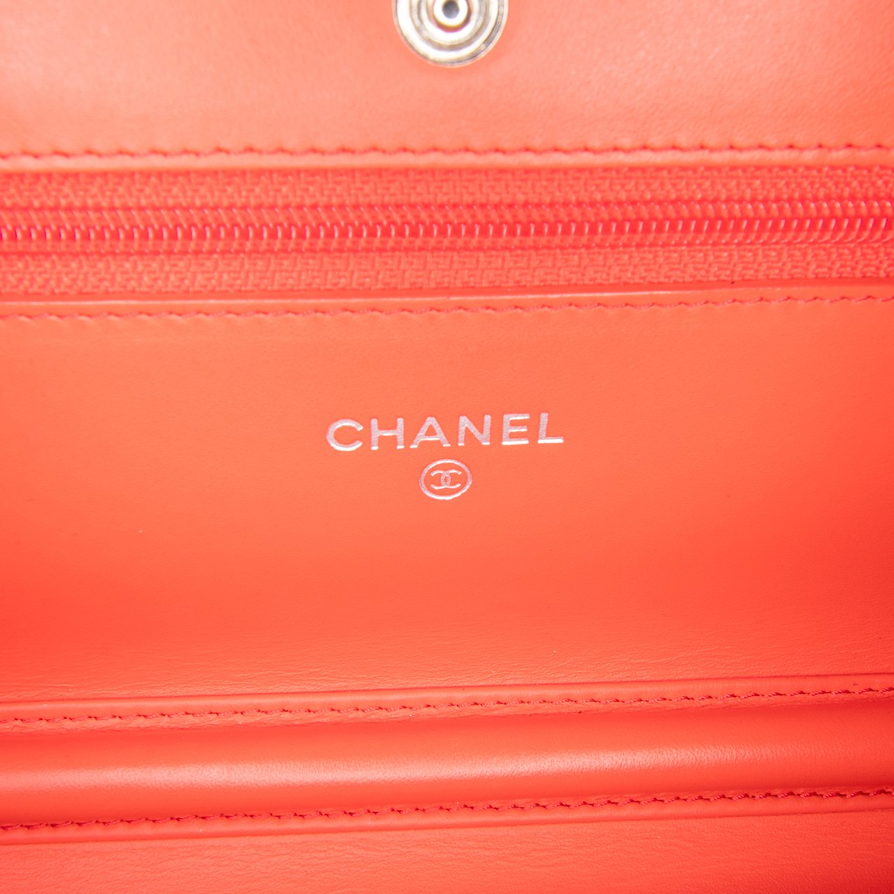 Chanel Patent Striped Wallet On Chain Oranje