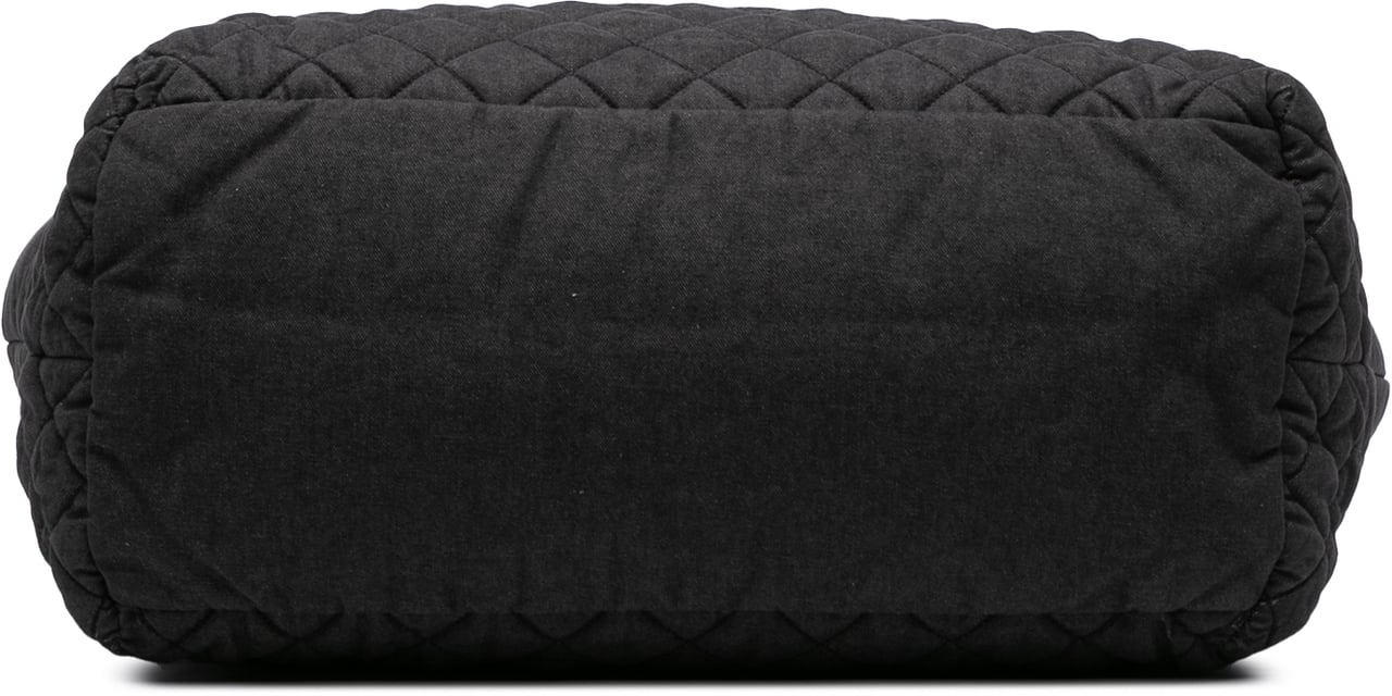 Chanel Large Quilted Denim Coco Cocoon Tote Zwart