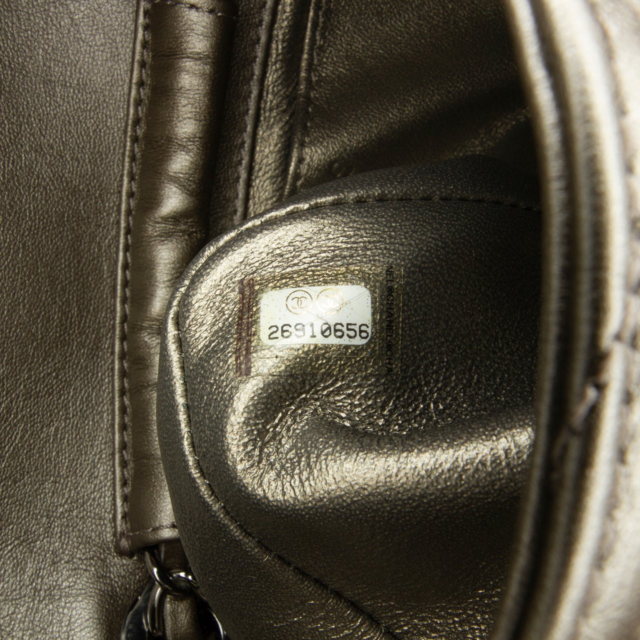 Chanel Small Chevron Data Center Envelope Flap Bag Goud