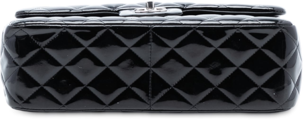 Chanel Jumbo Classic Patent Double Flap Zwart
