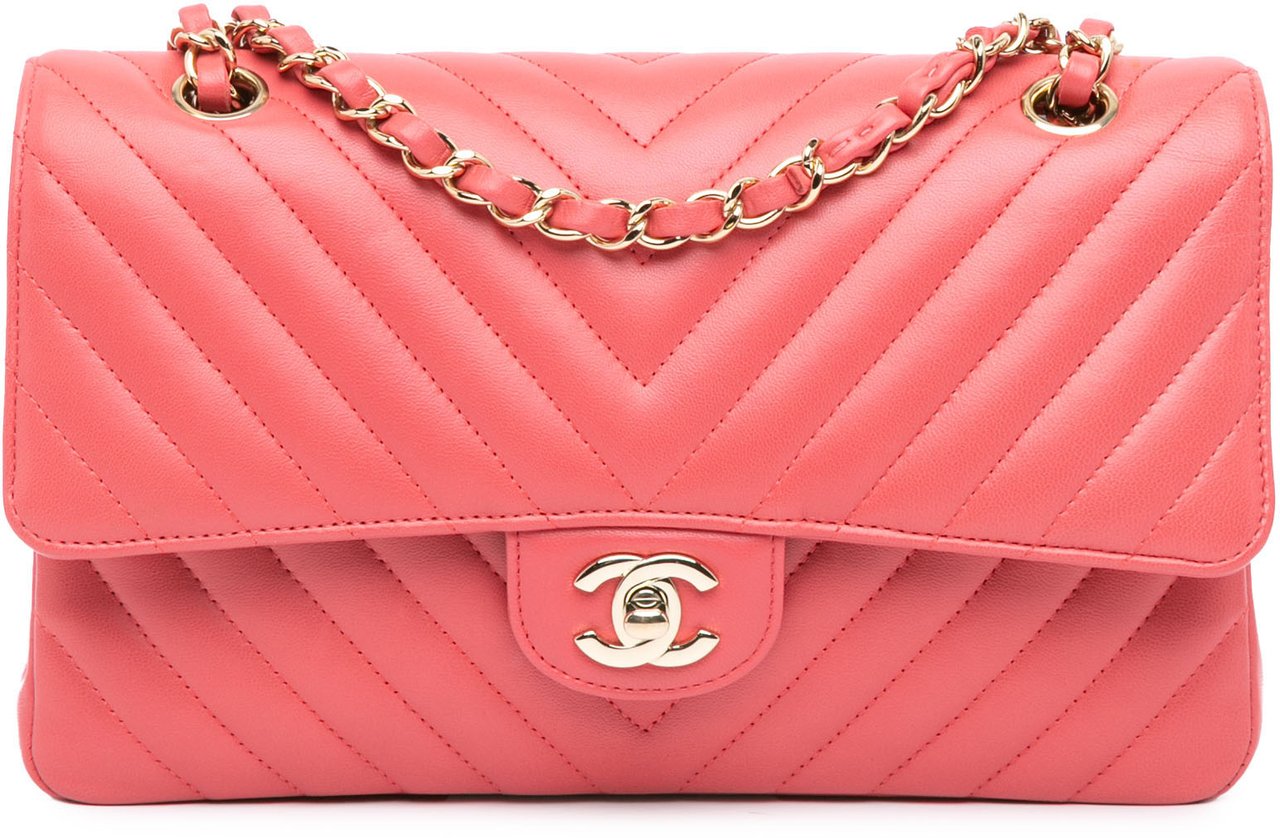 Chanel Medium Classic Chevron Lambskin Double Flap Roze