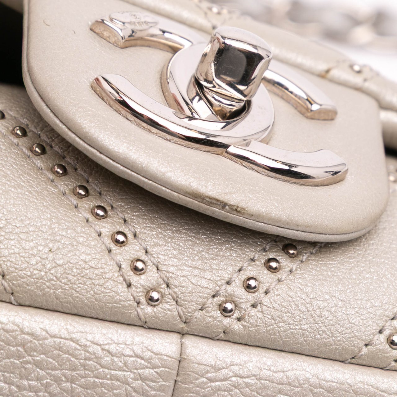 Chanel Medium Chevron Calfskin Stud Wars Flap Zilver