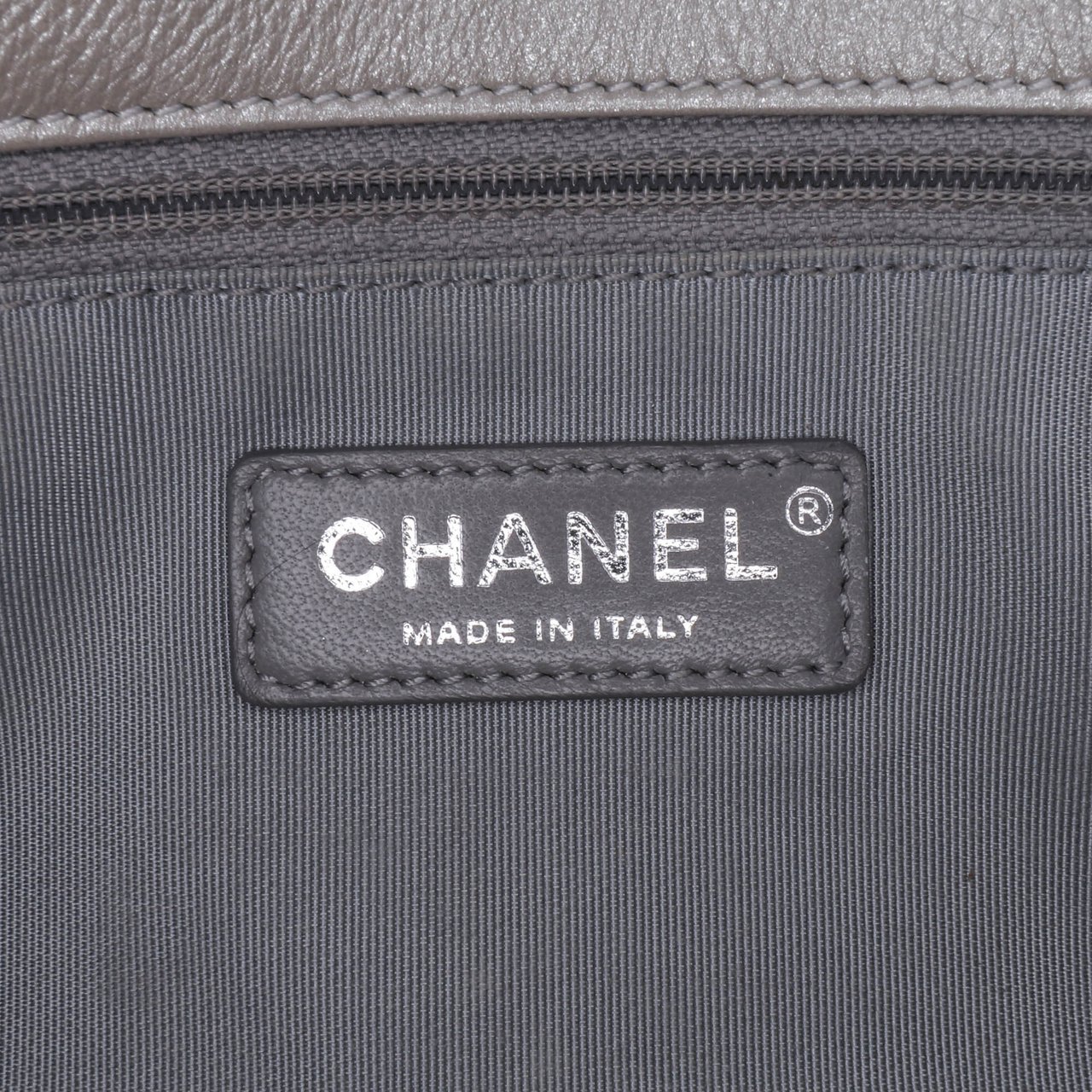 Chanel Medium Chevron Calfskin Stud Wars Flap Zilver