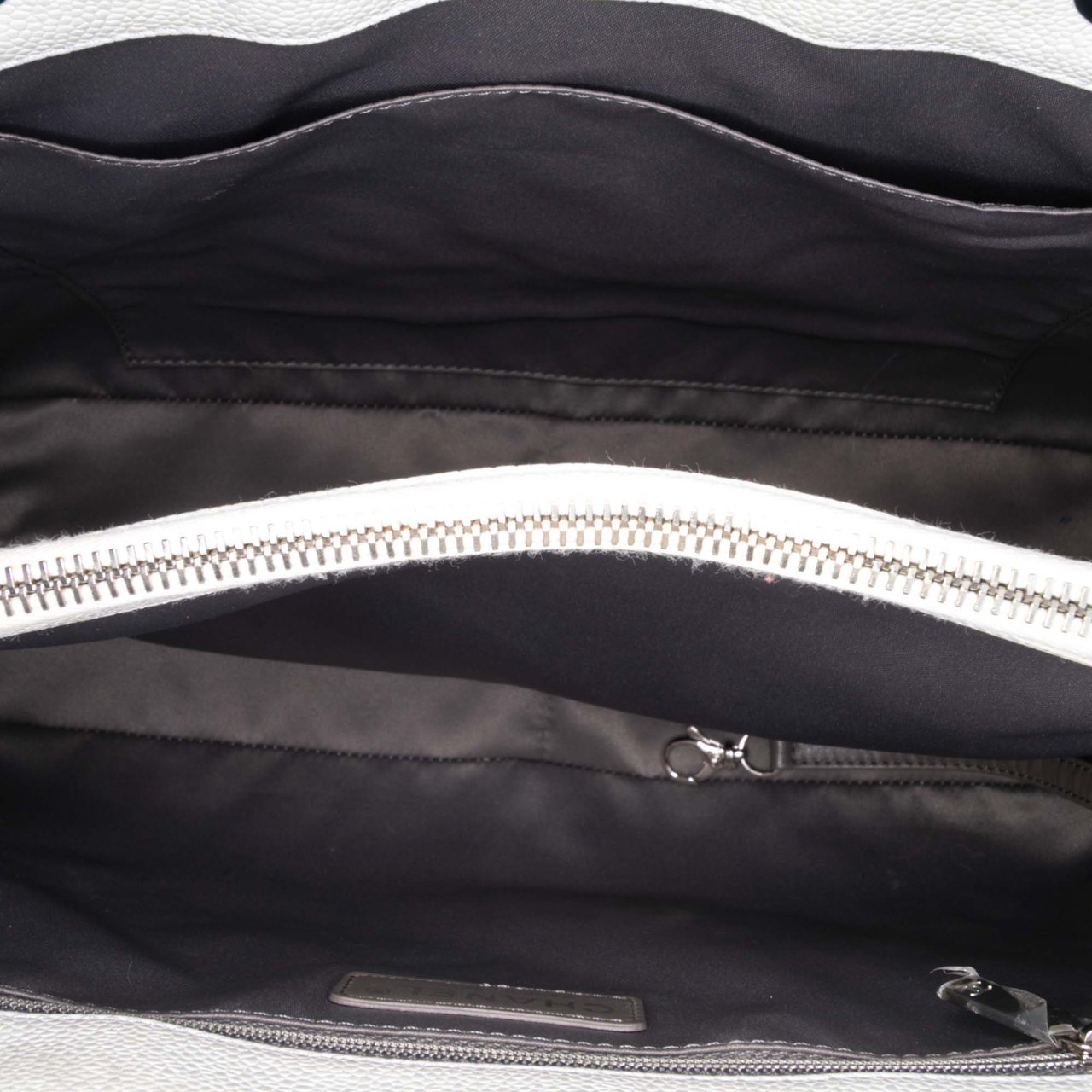 Chanel Caviar Grand Shopping Tote Wit