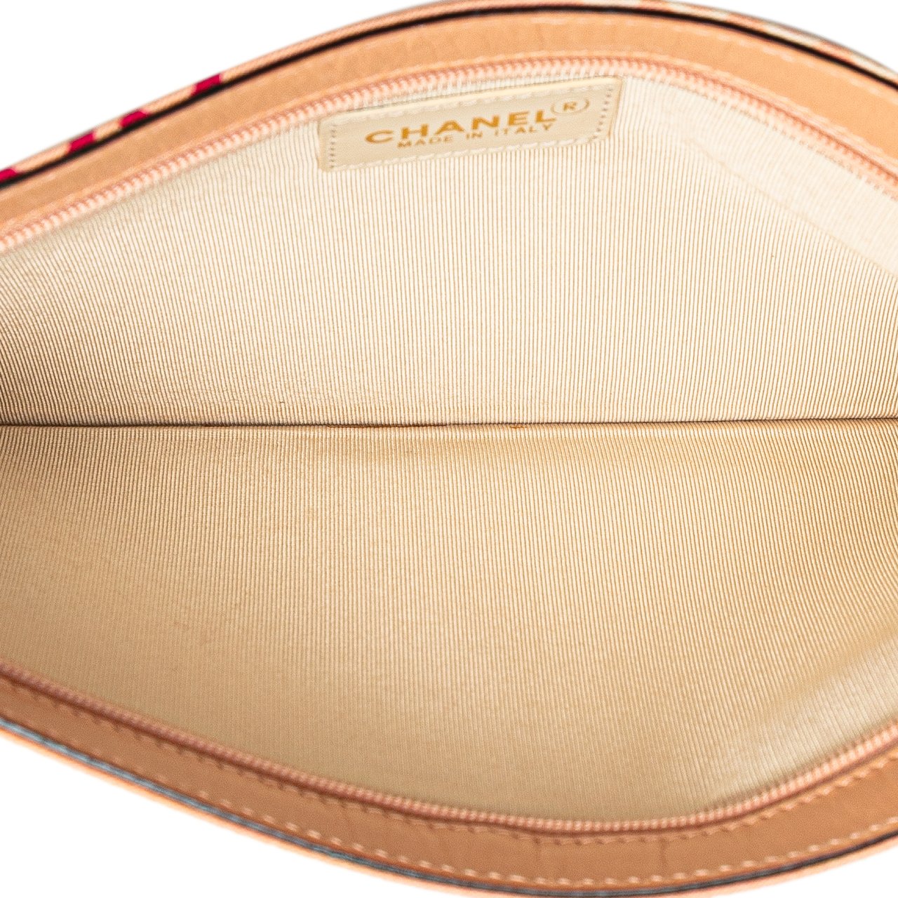Chanel Canvas Coco Chain Pochette Roze