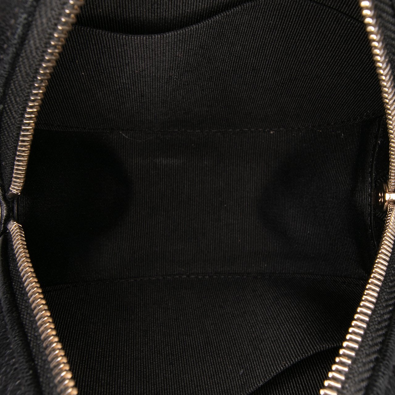 Chanel Quilted Lambskin Egyptian Amulet Charms Round Clutch with Chain Zwart