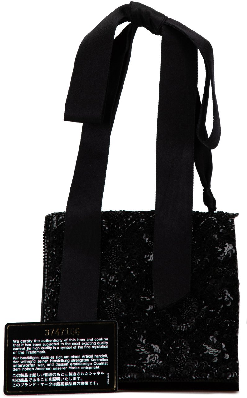 Chanel Satin Sequin Camellia Crossbody Zwart