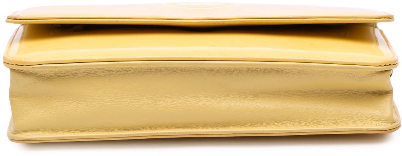 Chanel CC Patent Wallet On Chain Geel