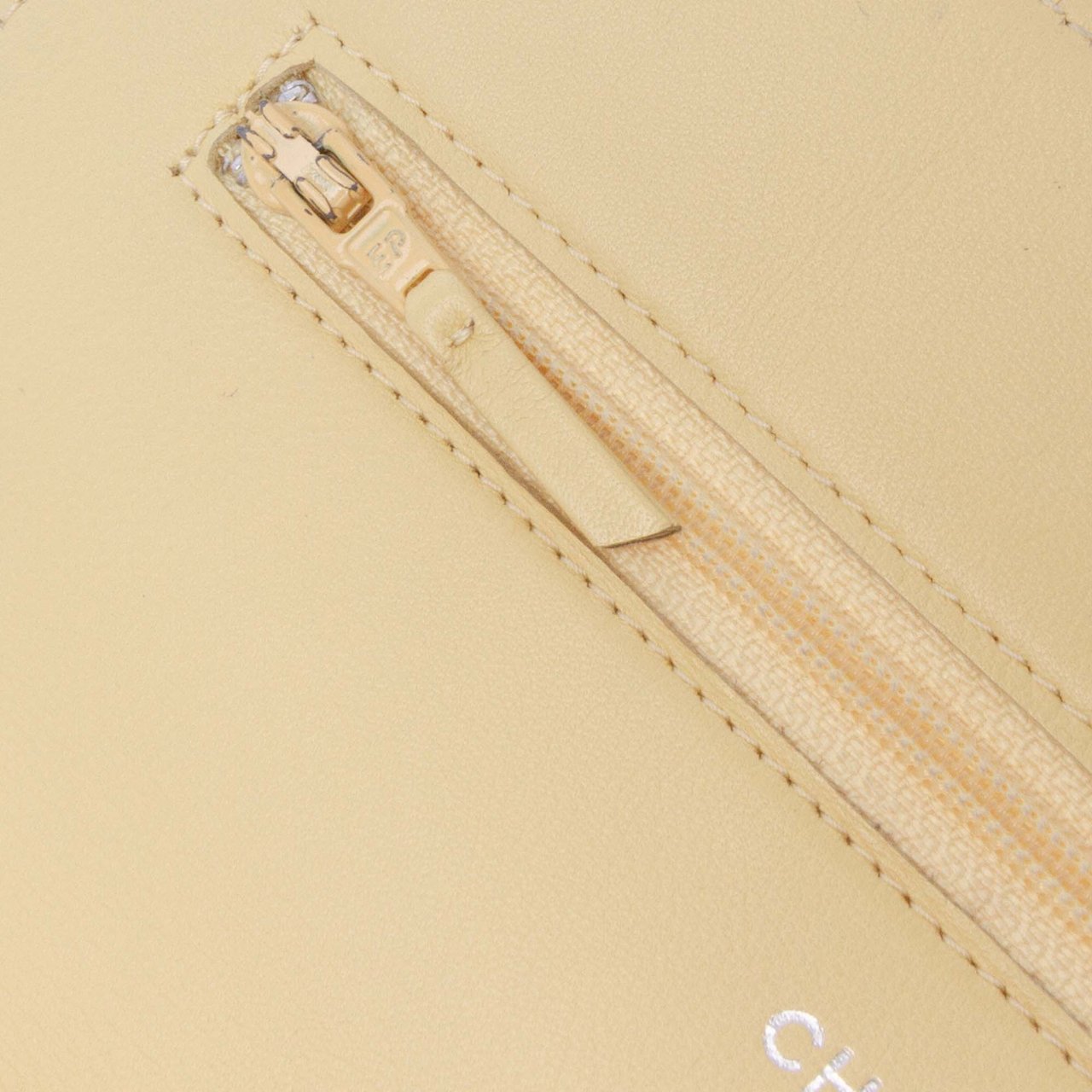 Chanel CC Patent Wallet On Chain Geel