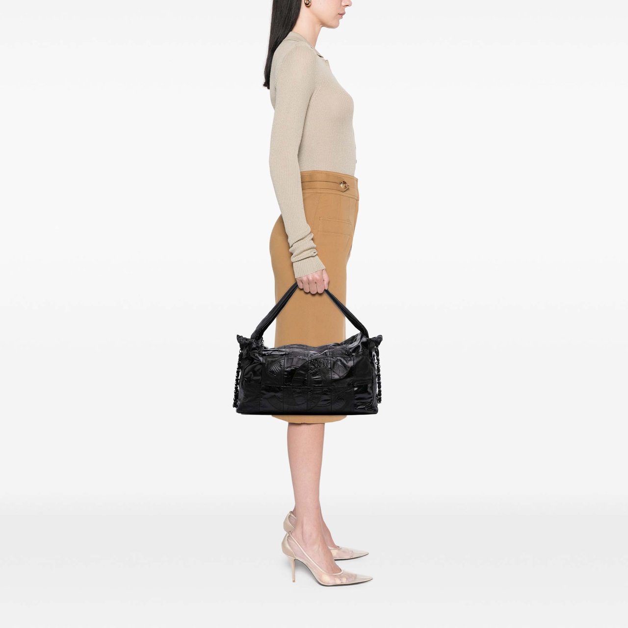 Chanel Lambskin and Patent Brooklyn Patchwork Hobo Bag Zwart