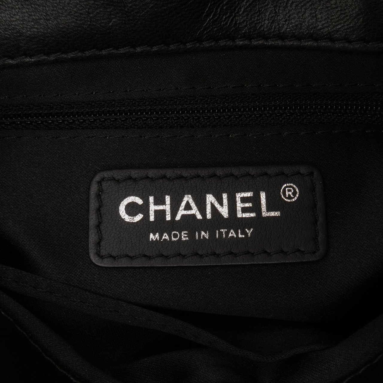 Chanel Small Quilted Lambskin Coco Loop Flap Zwart