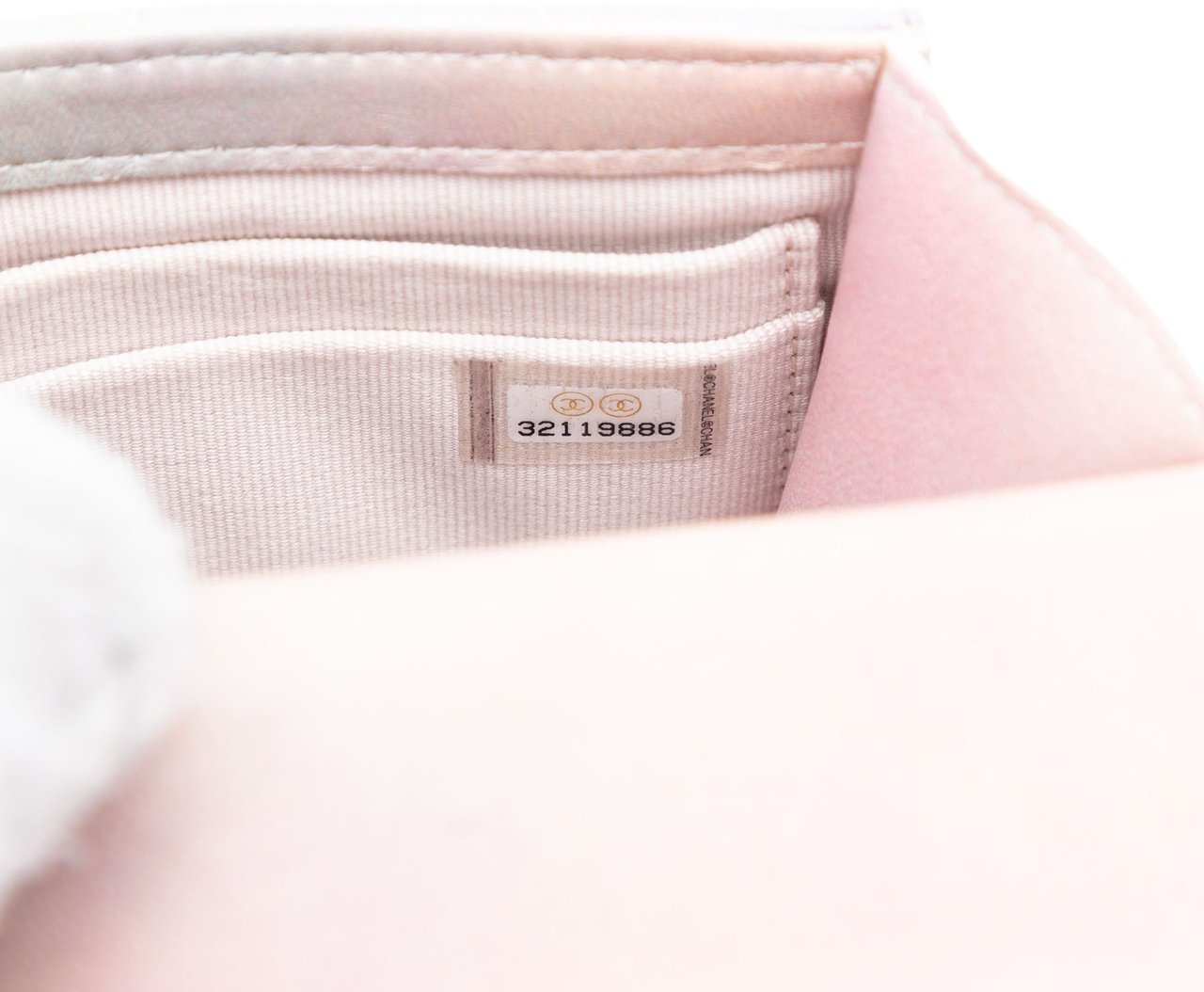 Chanel CC Quilted Lambskin Ombre Top Handle Flap Clutch With Chain Roze