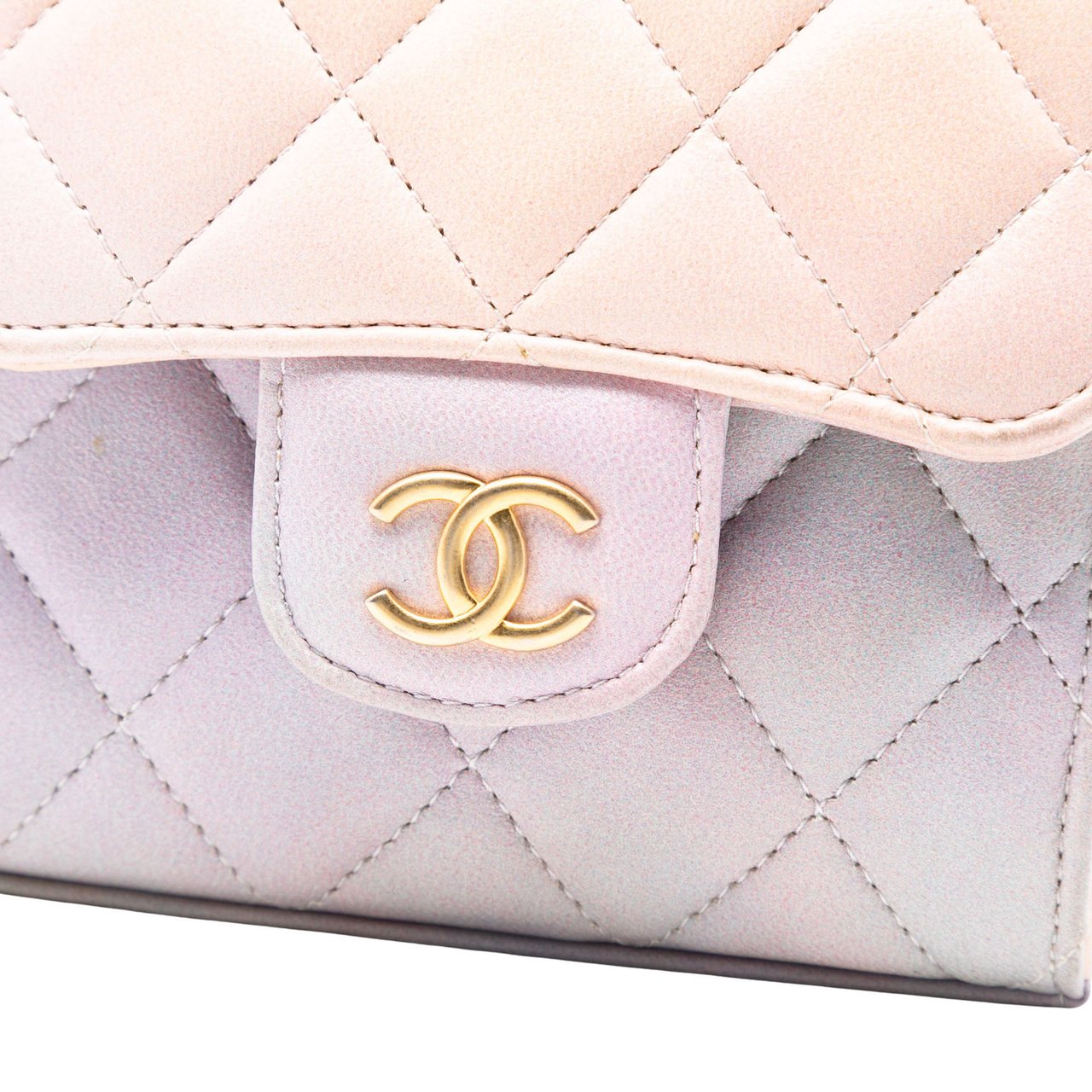 Chanel CC Quilted Lambskin Ombre Top Handle Flap Clutch With Chain Roze