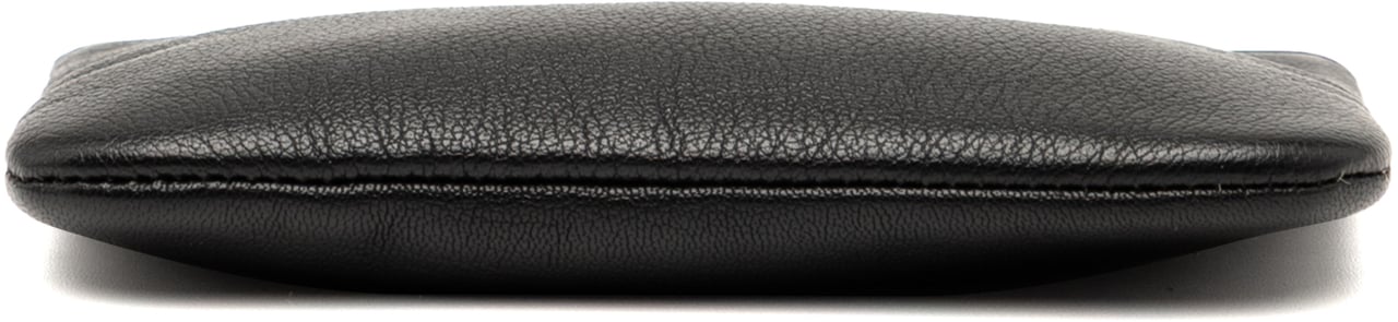 Chanel CC Grained Calfskin Zip Pouch Zwart