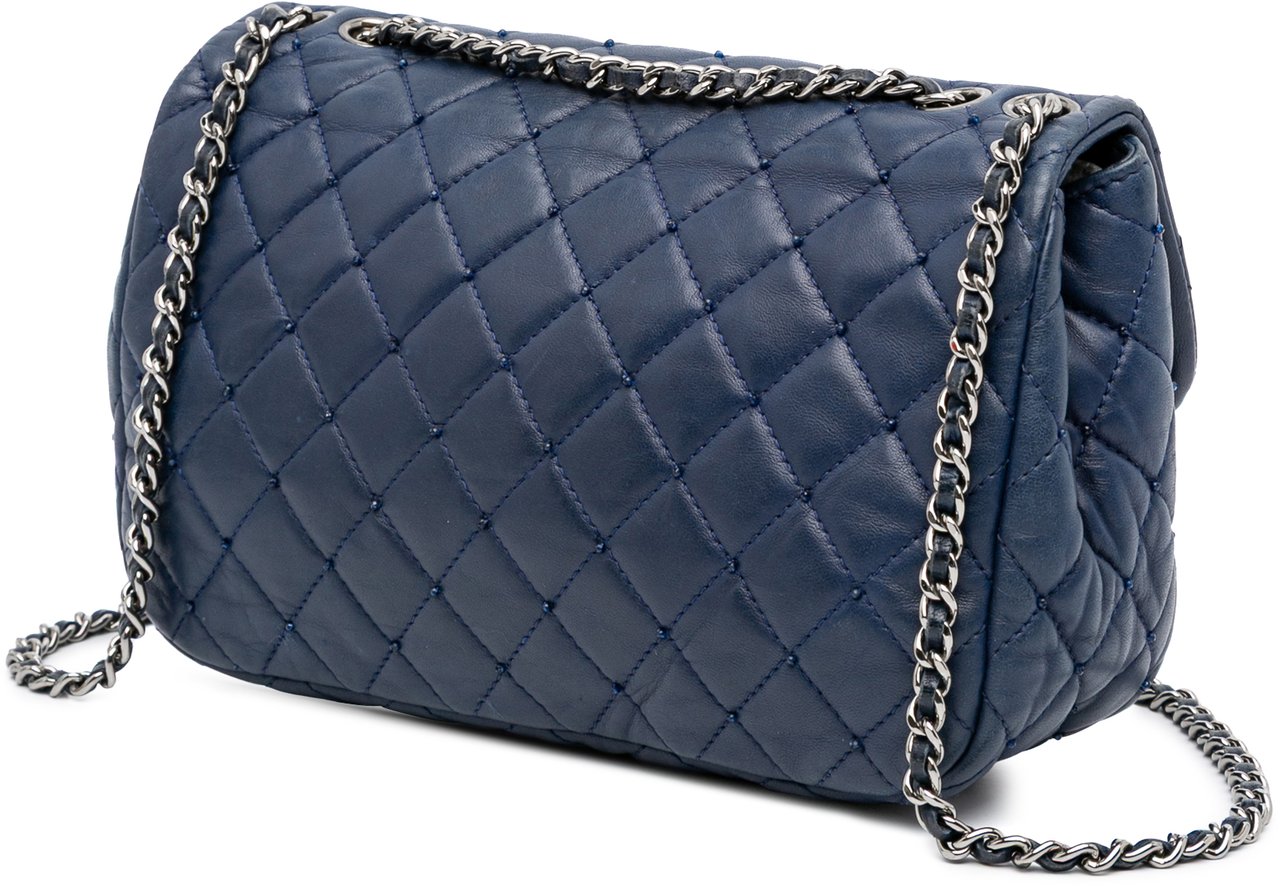 Chanel Small Quilted Lambskin Beaded Single Flap Blauw