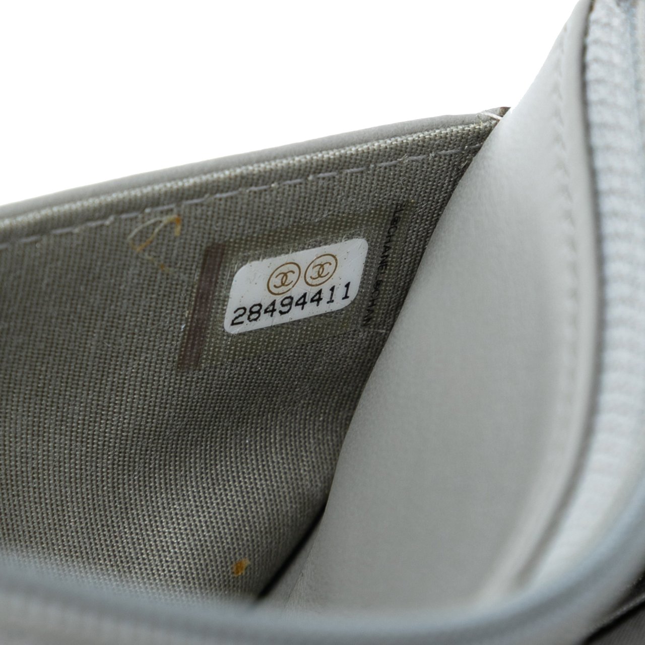 Chanel Diagonal Chevron Calfskin Tassel Wallet On Chain Grijs