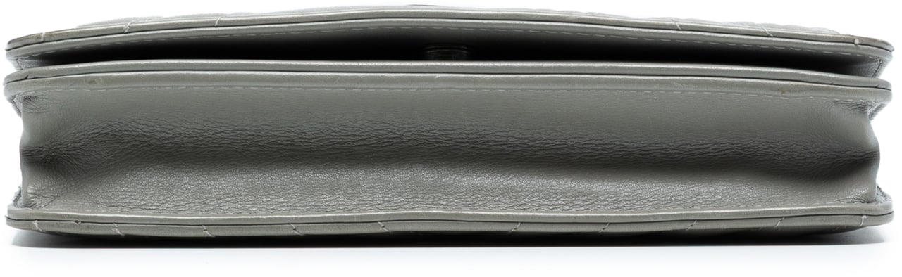 Chanel Diagonal Chevron Calfskin Tassel Wallet On Chain Grijs