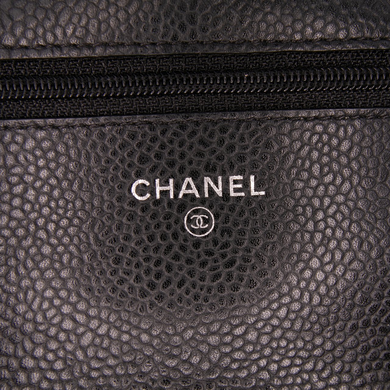 Chanel CC Quilted Caviar Wallet on Chain Zwart