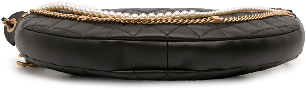 Chanel Quilted Lambskin All About Chains Hobo Zwart
