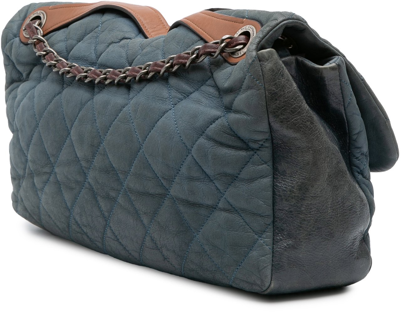 Chanel Jumbo Iridescent Calfskin In The Mix Flap Blauw