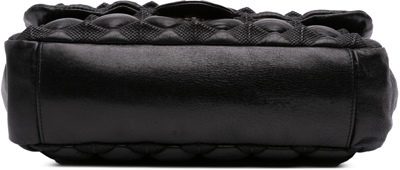 Chanel Quilted Lambskin Stravinsky Flap Zwart