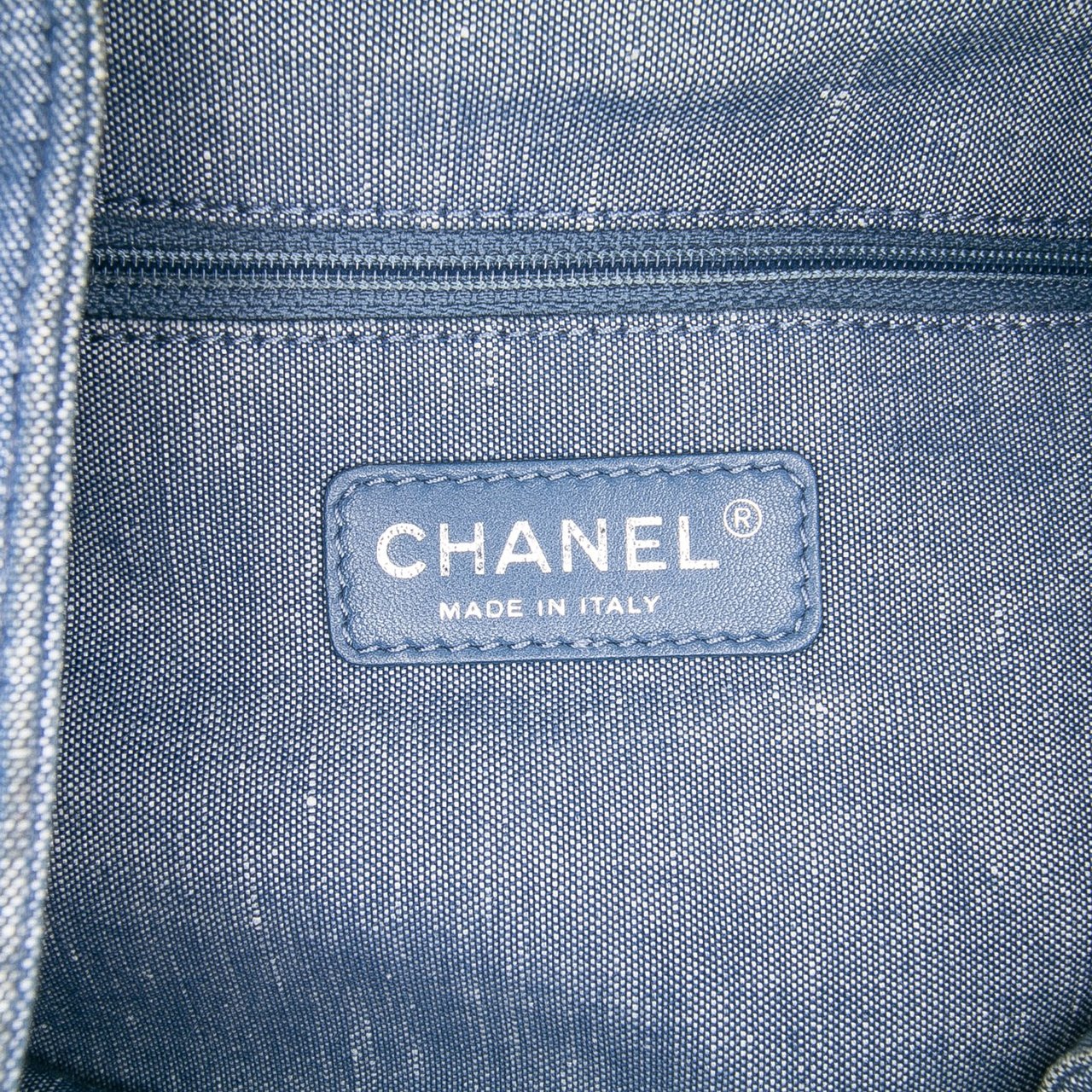 Chanel Quilted Denim Medallion Backpack Blauw