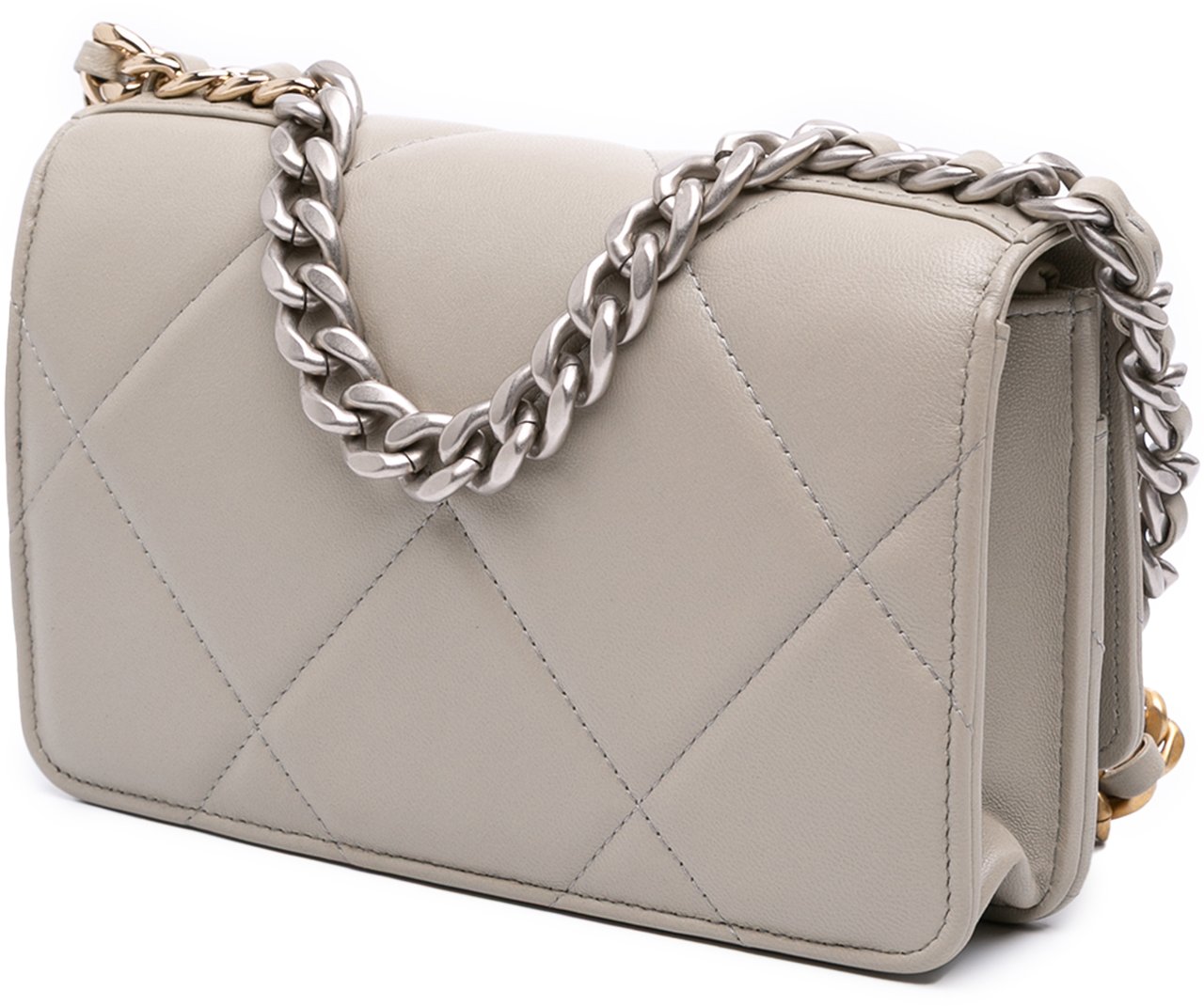 Chanel Quilted Lambskin 19 Wallet on Chain Bruin