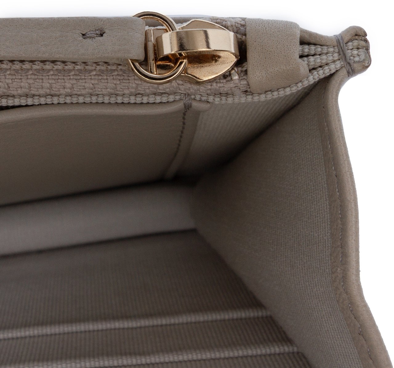 Chanel Quilted Lambskin 19 Wallet on Chain Bruin