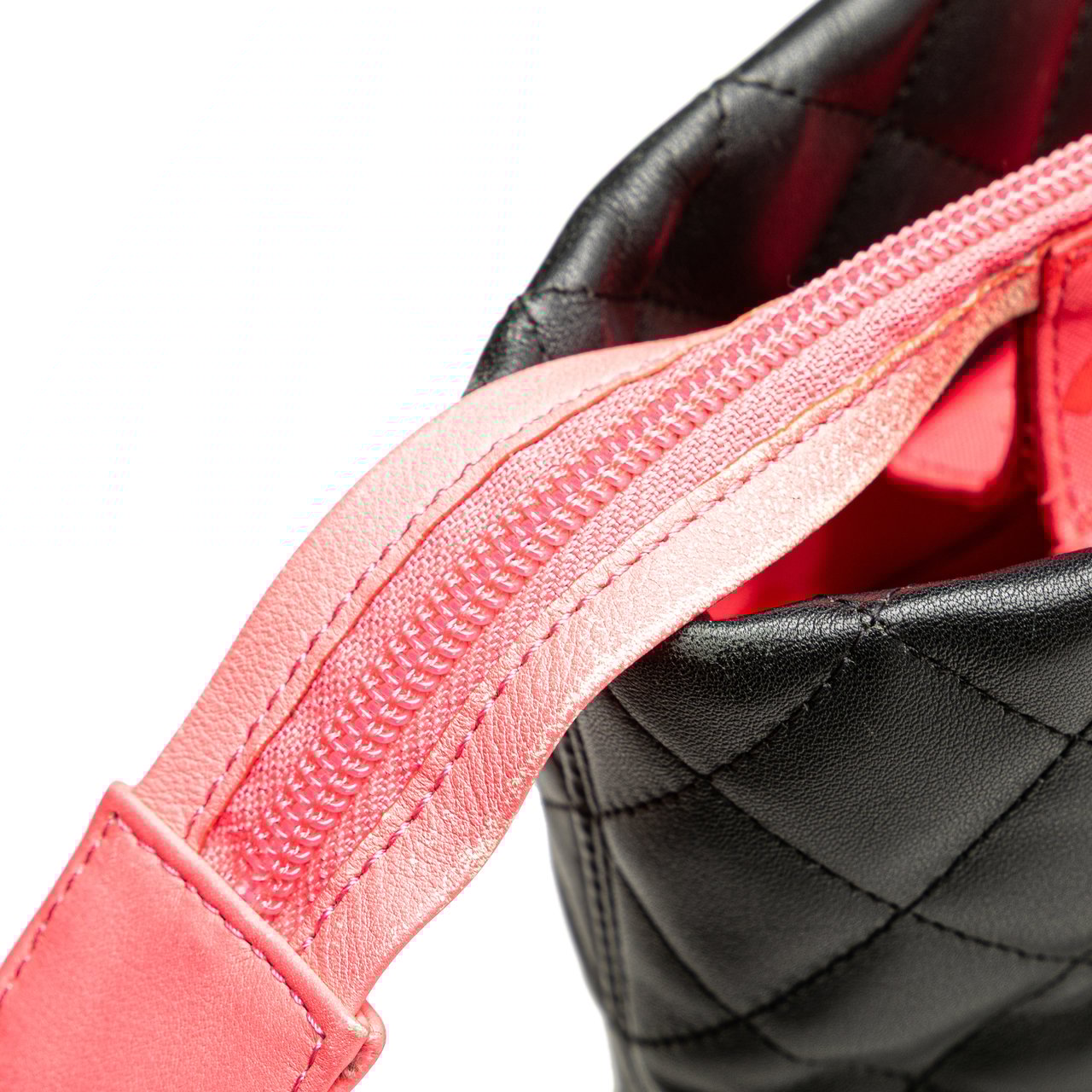 Chanel Large Quilted Calfskin Cambon Ligne Tote Zwart