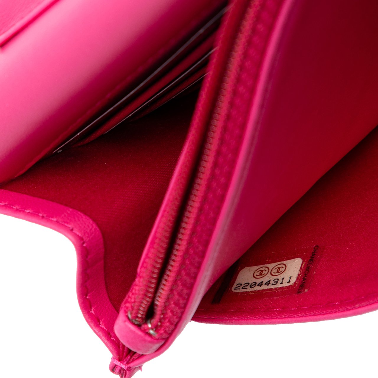 Chanel Quilted Lambskin Korean Garden Wallet on Chain Roze