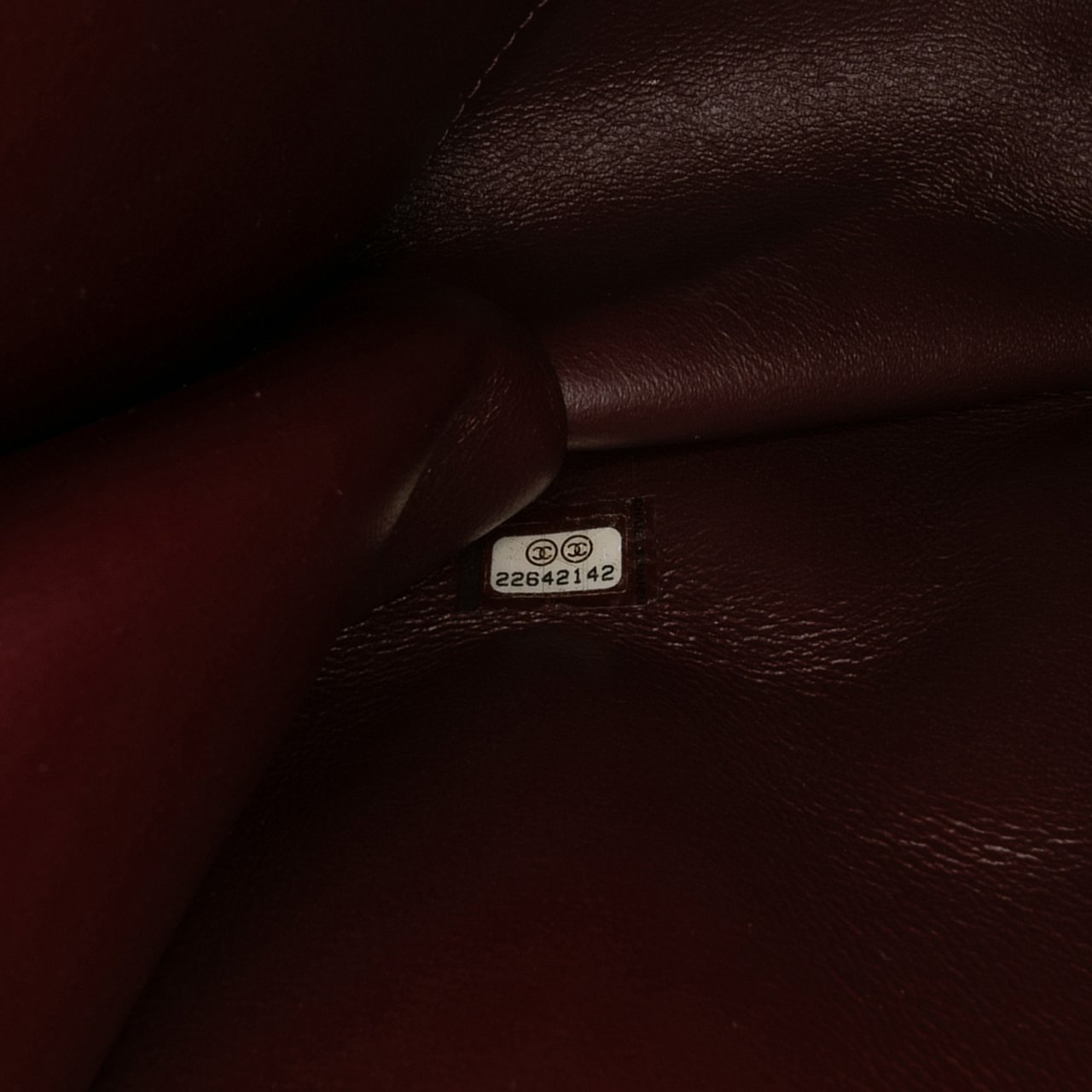 Chanel Large Sheepskin Beauty Lock Flap Zwart