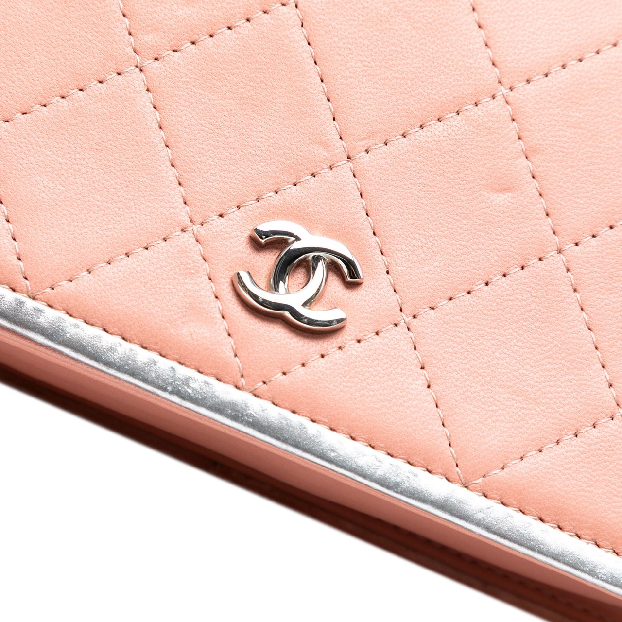 Chanel CC Quilted Bicolor Lambskin Wallet On Chain Roze