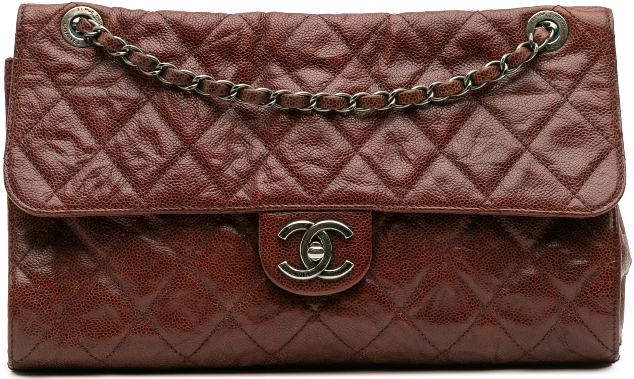 Chanel Jumbo Quilted Glazed Caviar CC Crave Flap Rood