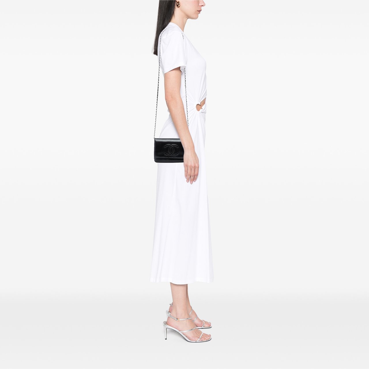 Chanel CC Calfskin Wallet on Chain Zwart