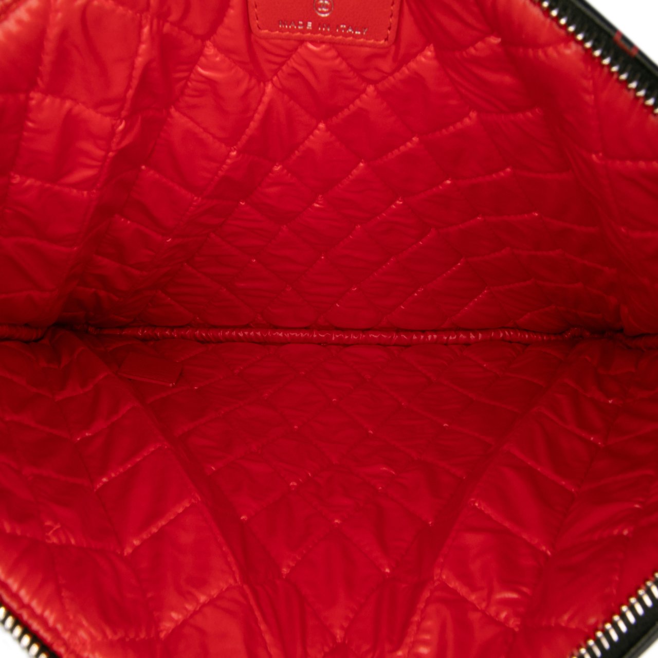 Chanel Medium Quilted Lambskin Data Center O Case Clutch Zwart