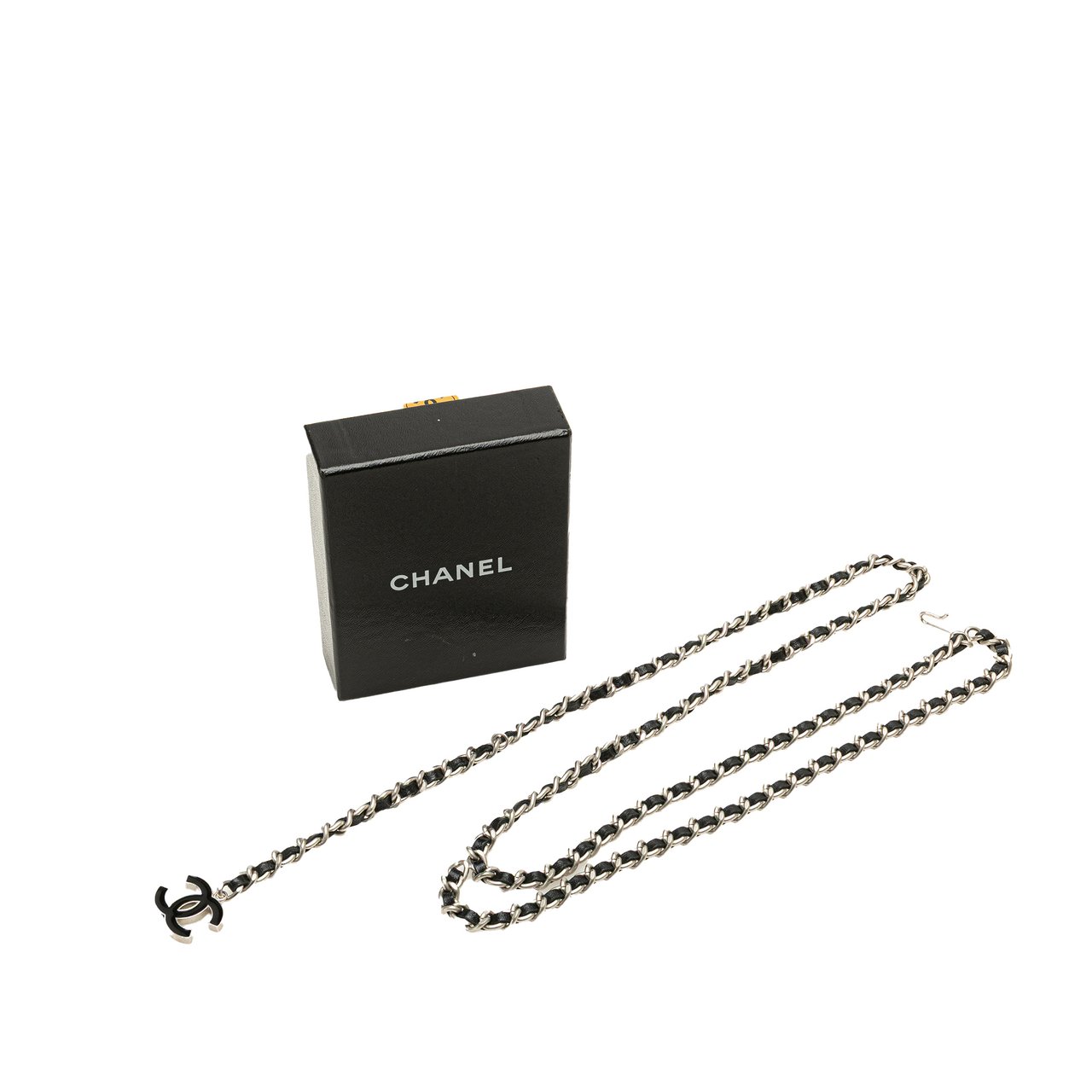 Chanel Silver CC Leather Woven Chain Belt Zilver