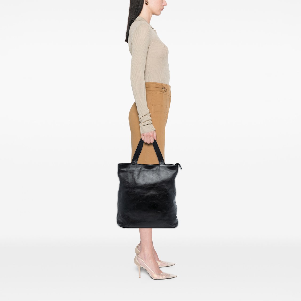 Chanel CC Embossed Leather Tote Zwart