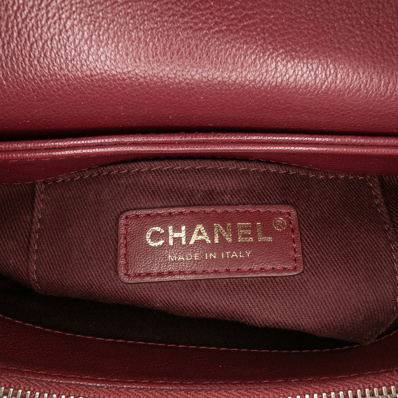 Chanel Small Calfskin Coco Curve Flap Rood