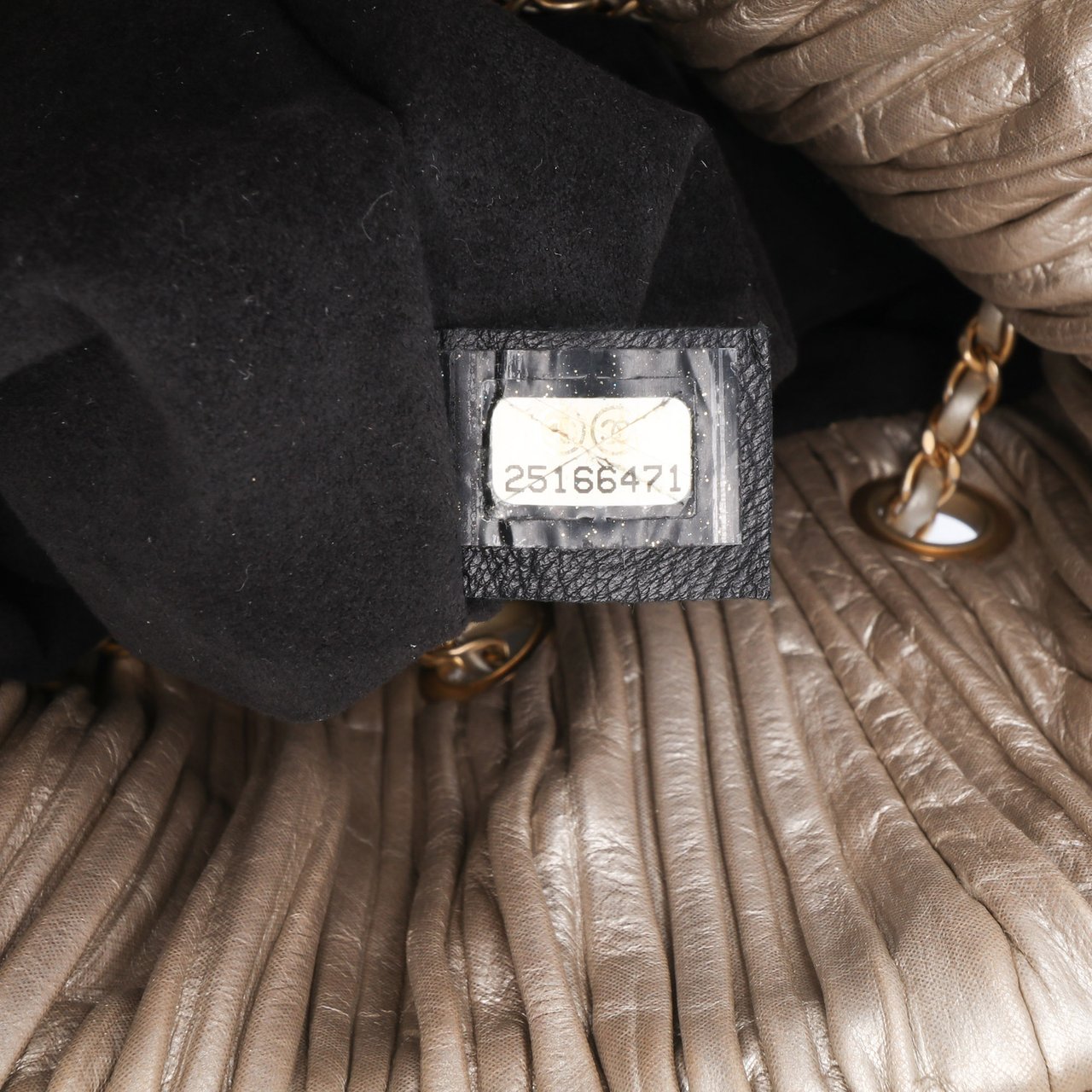 Chanel Medium Metallic Calfskin Coco Pleats Drawstring Backpack Goud