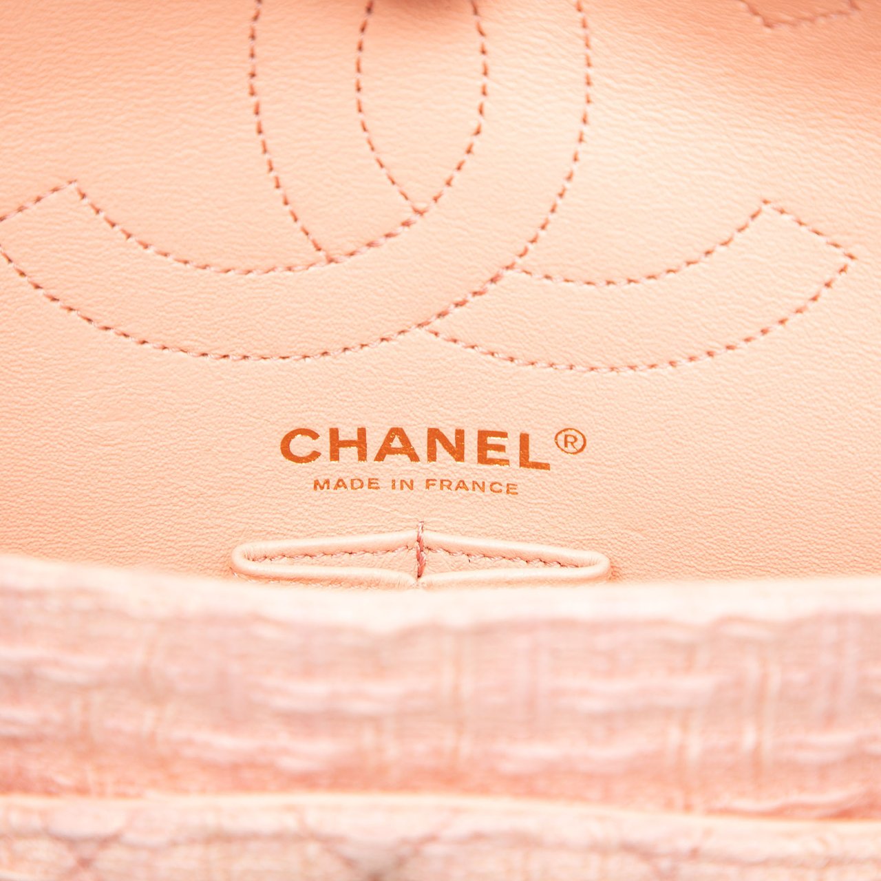 Chanel Reissue 2.55 Tweed Single Flap 225 Roze