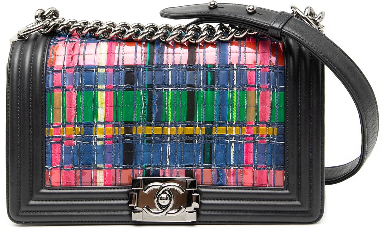 Chanel Old Medium Lambskin and Woven PVC Boy Flap Zwart