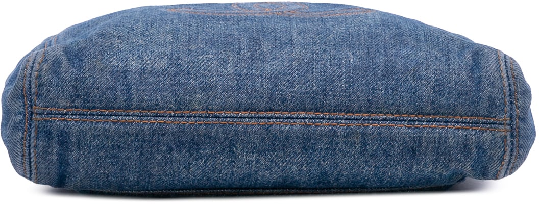 Chanel Small CC Stitched Denim Tote Blauw